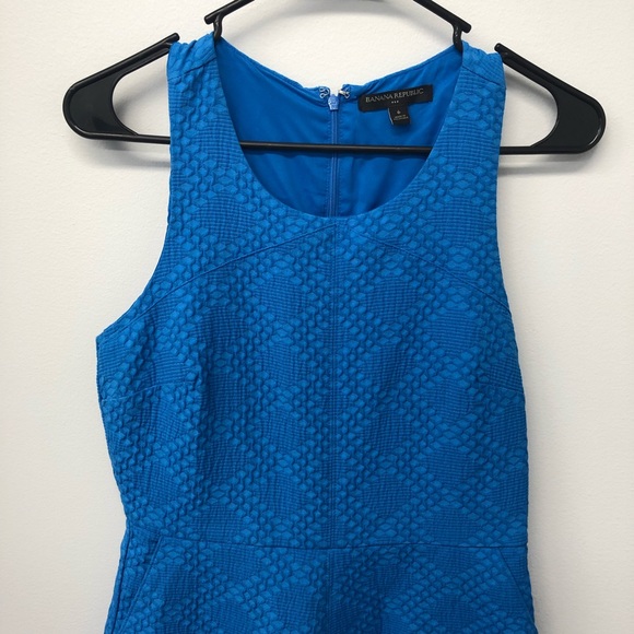 Banana Republic | Blue Textured Dress - Picture 4 of 8
